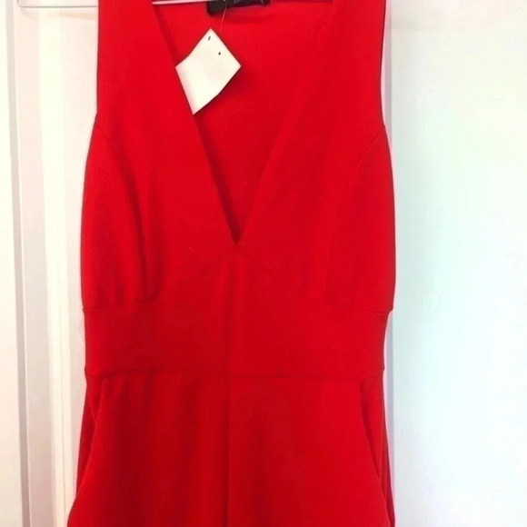 Saints 21 Red ♥️ V-Neck Jumpsuit with Pockets & Flare Leg, Size XS -bnwt - Picture 6 of 8